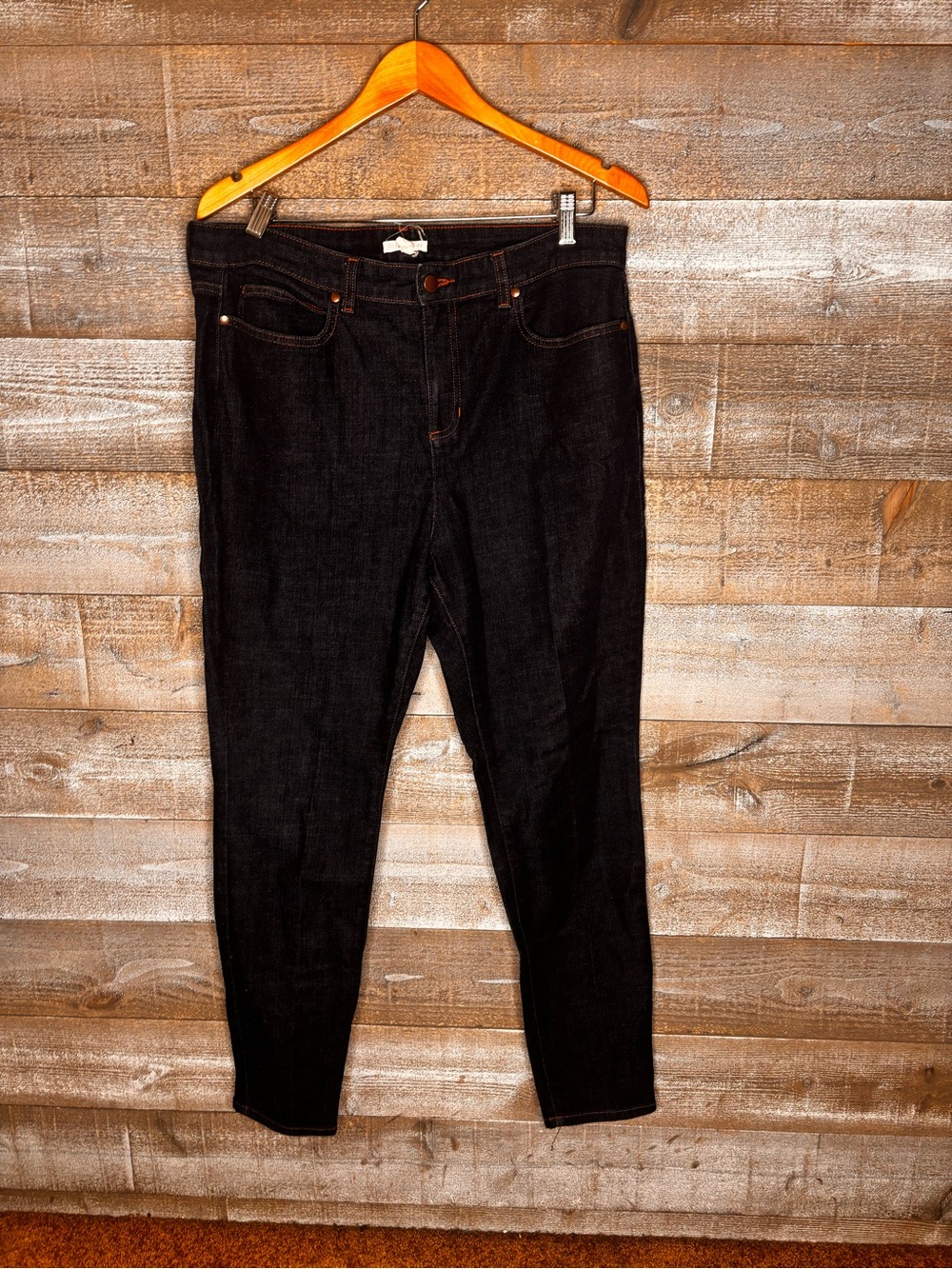 Eileen Fisher 14 organic cotton dark blue straight leg Jeans